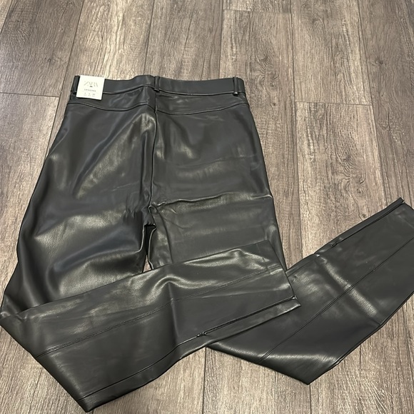 Brand New Zara Faux Leather Leggings - Picture 3 of 4